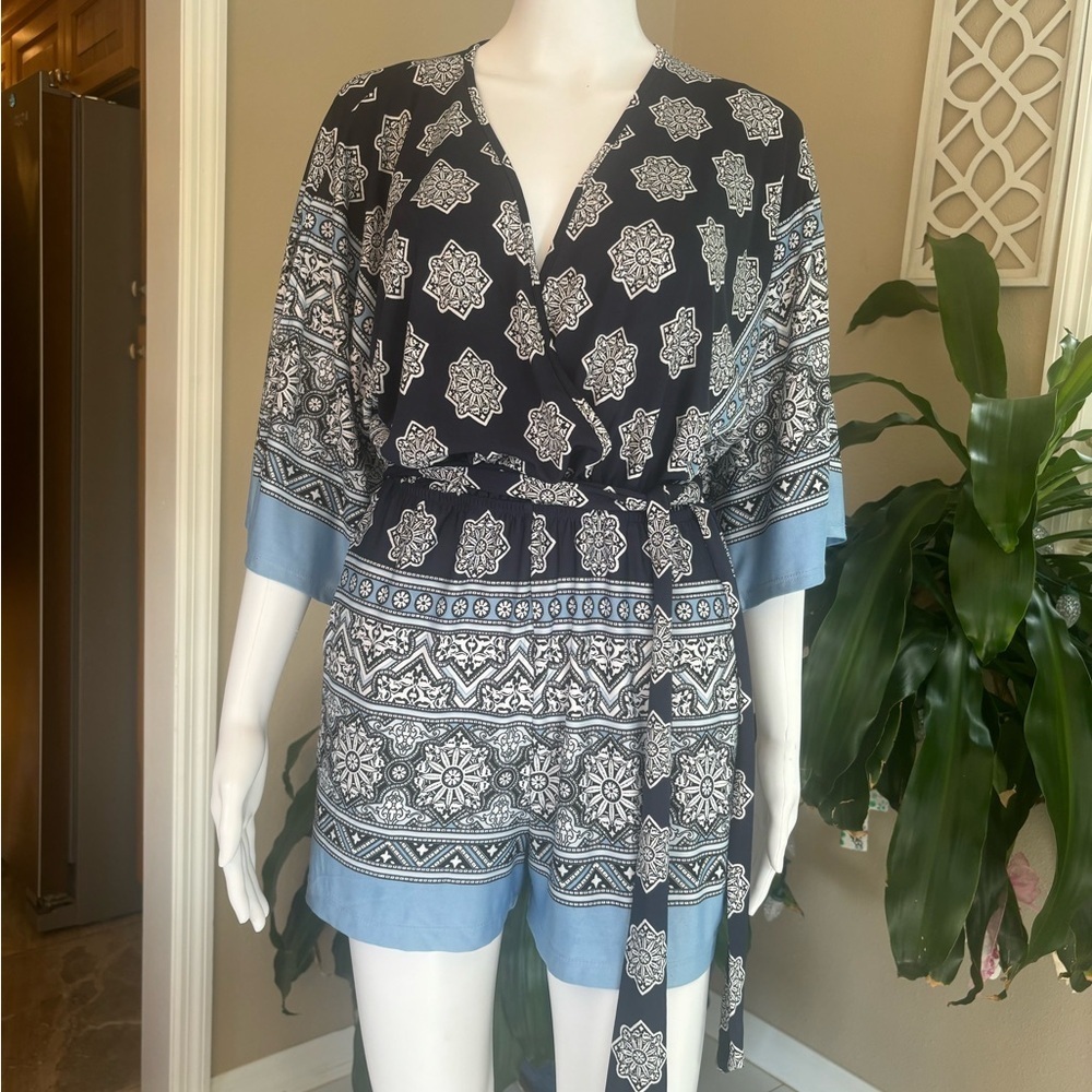 VENUS Black and Blue Patterned Women Shorts